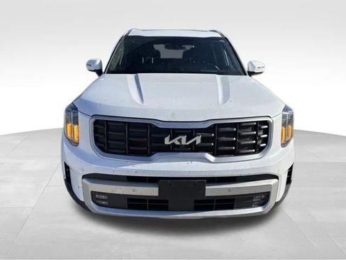 Used 2024 Kia Telluride SX Prestige w/ Towing Package AWD/4WD image 8
