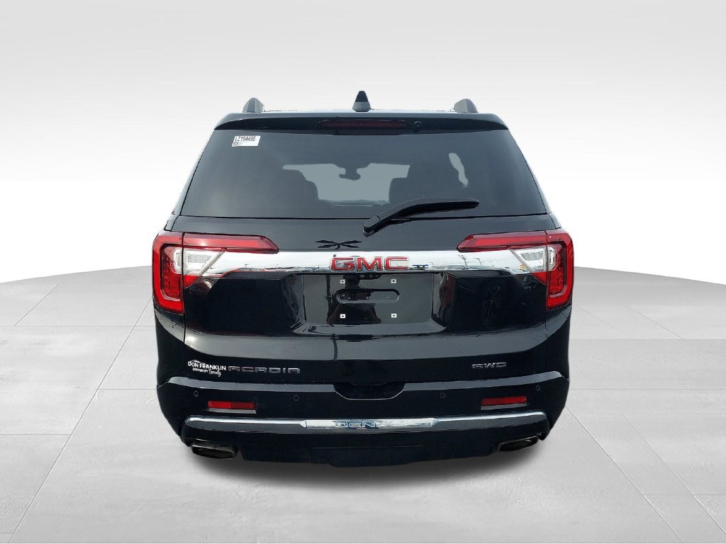 Used 2020 GMC Acadia Denali w/ Technology Package AWD/4WD image 4