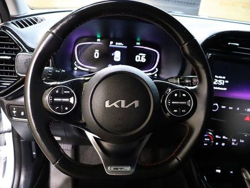Used 2023 Kia Soul GT-Line image 29