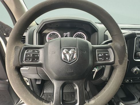 Used 2017 RAM 3500 Tradesman w/ Chrome Appearance Group AWD/4WD image 15