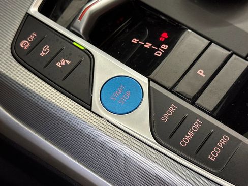 Used 2023 BMW i4 eDrive35 w/ Premium Package RWD image 32