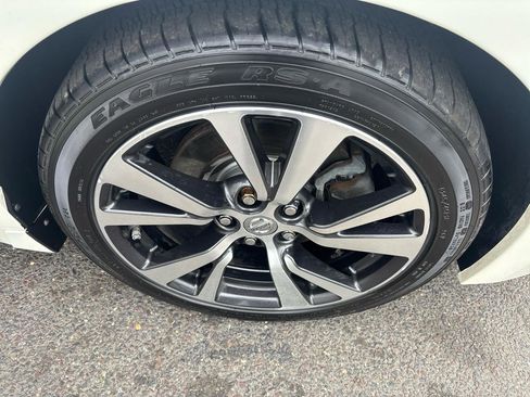 Used 2016 Nissan Maxima 3.5 SV FWD image 23