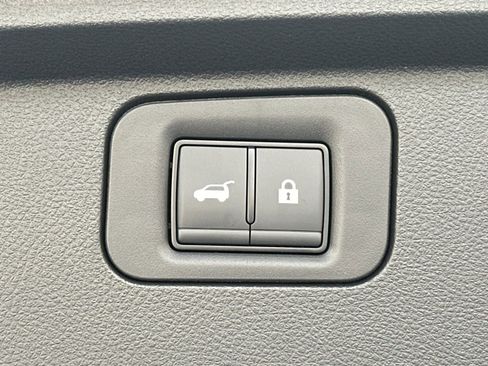 New 2025 Nissan Armada SL w/ Captain's Chari Seat Package image 14