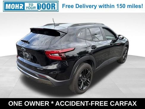 Used 2024 Chevrolet Trax ACTIV w/ Sunroof Package FWD image 6