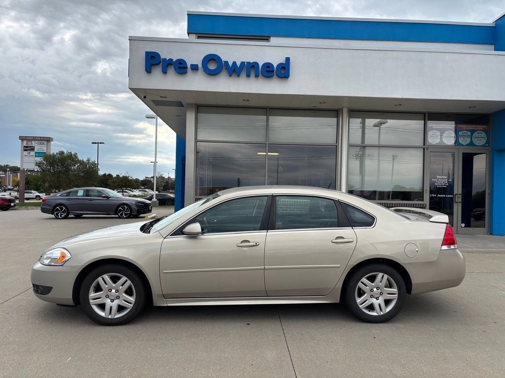 Used 2011 Chevrolet Impala LT FWD image 8
