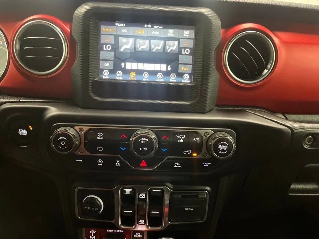 Used 2021 Jeep Wrangler Unlimited Rubicon AWD/4WD image 26