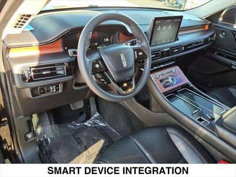 Certified 2024 Lincoln Aviator Reserve w/ Equipment Group 201A RWD image 12