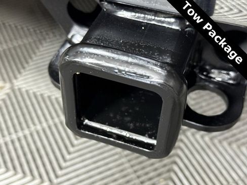 Used 2023 Chevrolet Silverado 1500 LT w/ Z71 Off-Road Package image 10