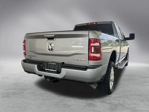 Used 2023 RAM 2500 Laramie AWD/4WD image 3