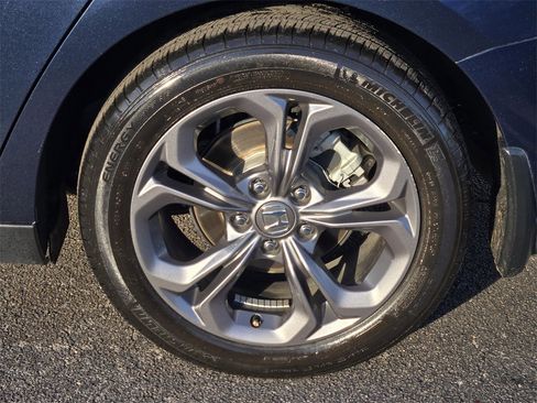 Used 2024 Honda Accord EX image 8