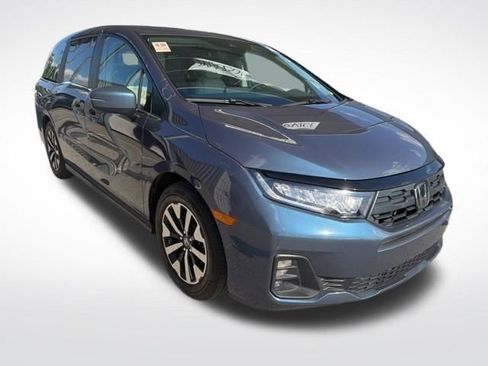 Used 2025 Honda Odyssey EX-L image 3
