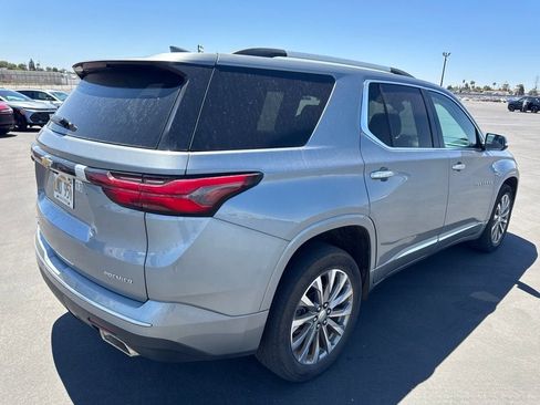 Used 2023 Chevrolet Traverse Premier AWD/4WD image 4