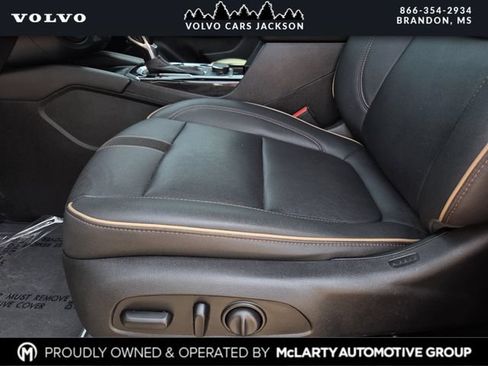 Used 2023 Chevrolet Blazer Premier w/ Driver Confidence II Package AWD/4WD image 16
