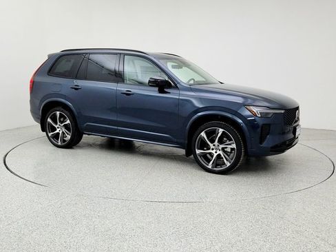 New 2026 Volvo XC90 B6 Ultra w/ Protection Package image 3