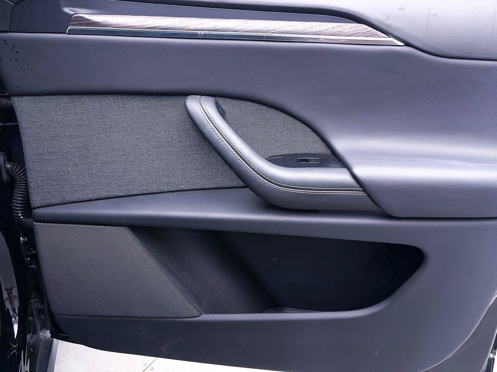 Used 2023 Tesla Model X AWD/4WD image 28