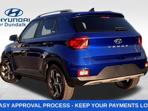 Used 2021 Hyundai Venue SEL FWD image 5