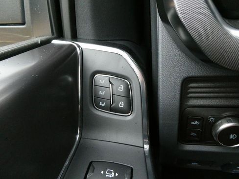 New 2026 Ford F350 Platinum w/ FX4 Off-Road Package AWD/4WD image 23