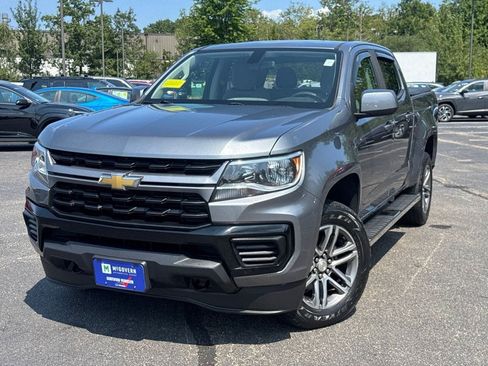 Used 2022 Chevrolet Colorado W/T w/ Custom Special Edition AWD/4WD image 1