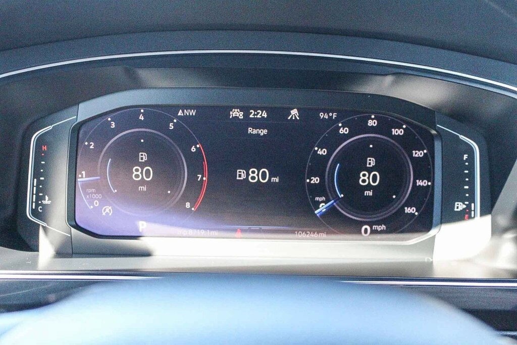 Used 2021 Volkswagen Tiguan SEL Premium R-Line AWD/4WD image 16