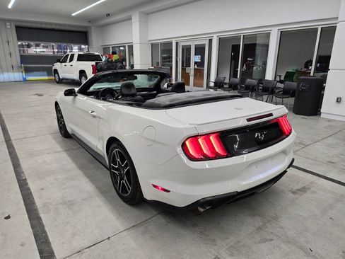 Used 2018 Ford Mustang Premium w/ Equipment Group 201A image 11