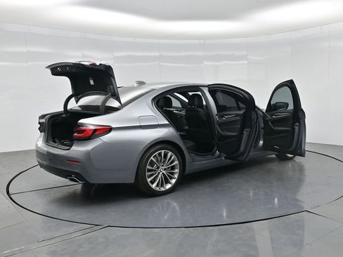 Used 2023 BMW 540i w/ Convenience Package RWD image 4