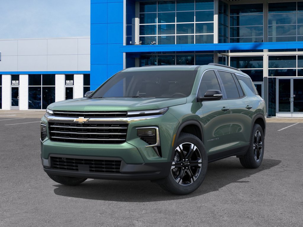 New 2027 Chevrolet Traverse LT w/ Sun and Wheel Package AWD/4WD image 7
