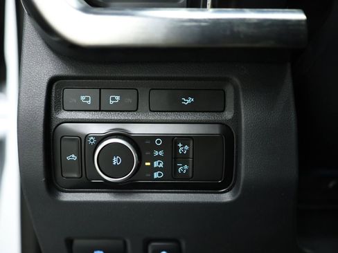 Used 2023 Ford F350 Lariat image 44