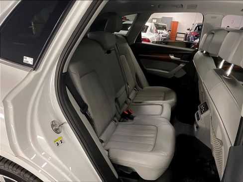 Certified 2023 Audi Q5 2.0T Premium Plus w/ Premium Plus Package AWD/4WD image 28