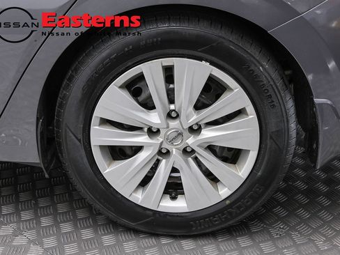 Used 2020 Nissan Sentra S FWD image 8