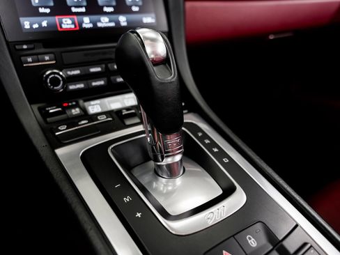Used 2018 Porsche 911 Targa 4S AWD/4WD image 15