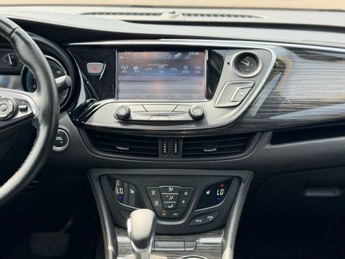 Used 2017 Buick Envision Essence FWD image 21