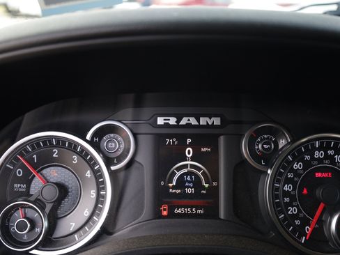 Used 2020 RAM 1500 Big Horn RWD image 16
