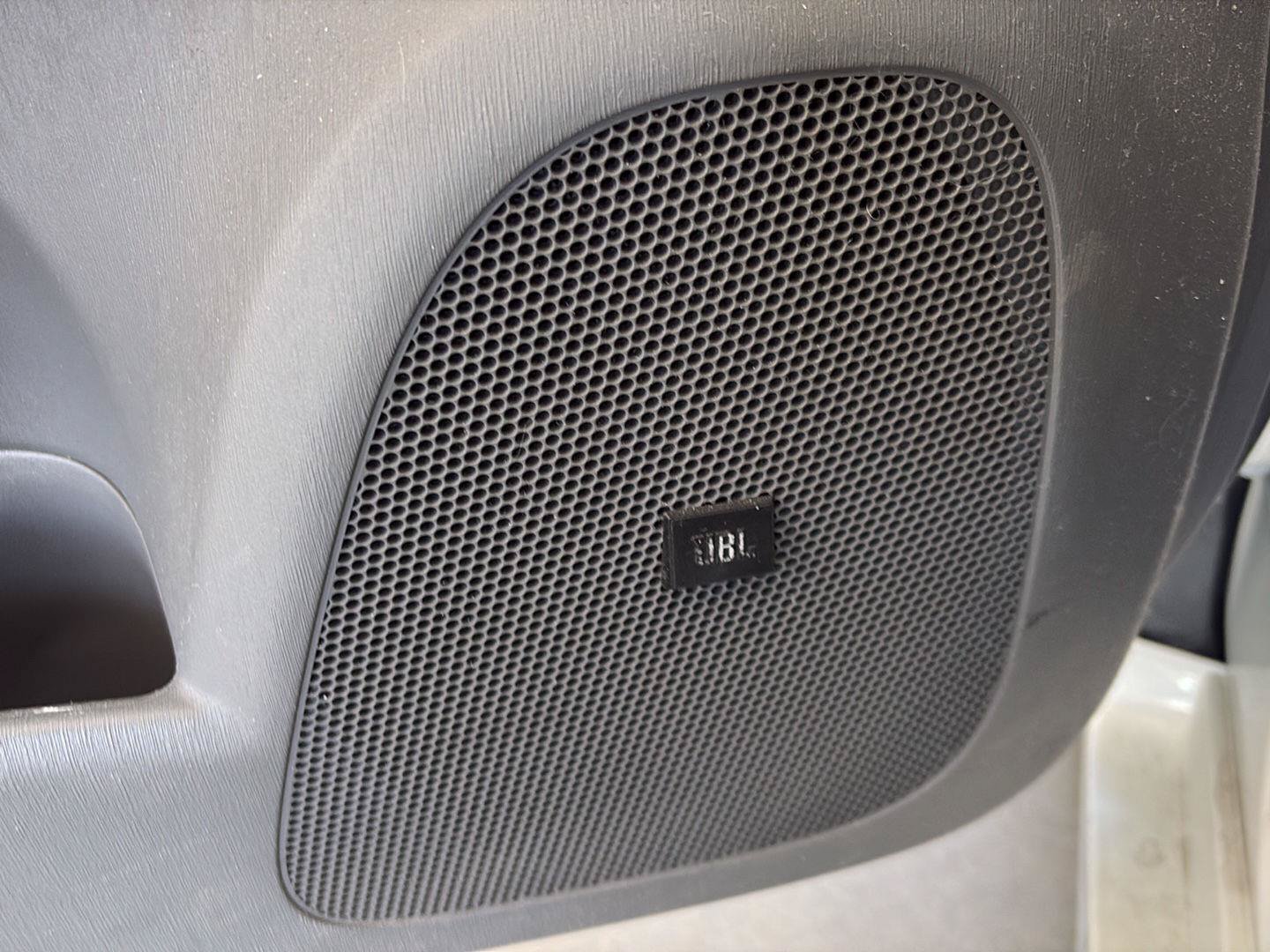 Used 2010 Toyota Prius FWD image 4