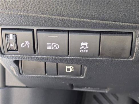 Used 2024 Toyota Corolla Cross AWD Hybrid image 11