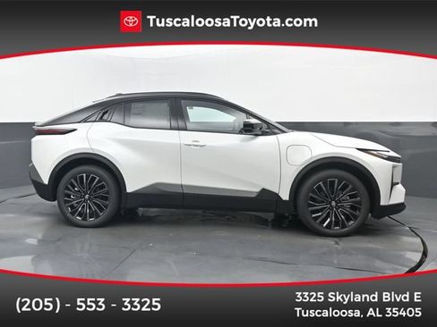 New 2026 Toyota C-HR AWD/4WD image 1