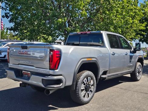 New 2026 GMC Sierra 2500 Denali w/ Technology Package AWD/4WD image 4
