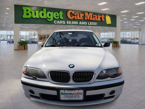 Used 2005 BMW 330xi Sedan image 2