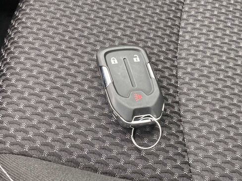 Used 2024 GMC Terrain SLE image 21