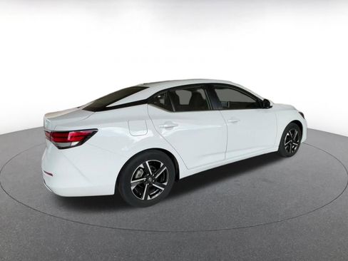 Used 2025 Nissan Sentra SV image 15