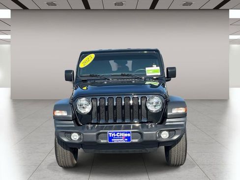Used 2023 Jeep Wrangler Unlimited Sport AWD/4WD image 9
