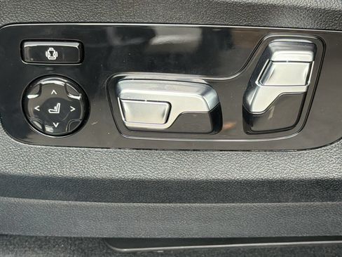 New 2027 BMW X7 M60i AWD/4WD image 16