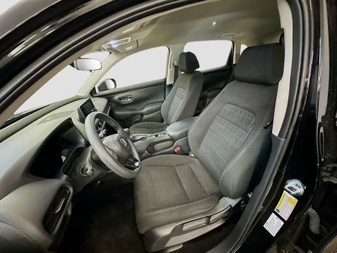 Used 2025 Honda HR-V LX image 13