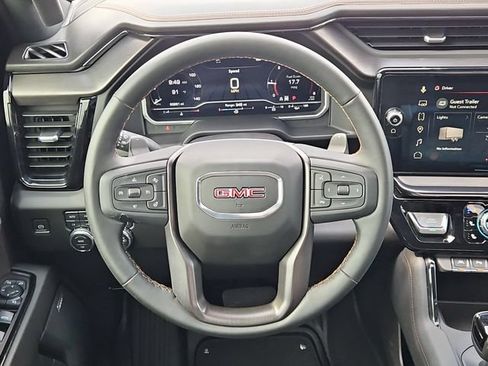 Used 2023 GMC Sierra 1500 AT4 w/ AT4 Preferred Package AWD/4WD image 28