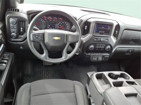 Used 2024 Chevrolet Silverado 1500 Custom image 15