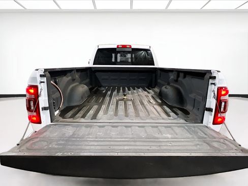 Used 2022 RAM 3500 Laramie image 18