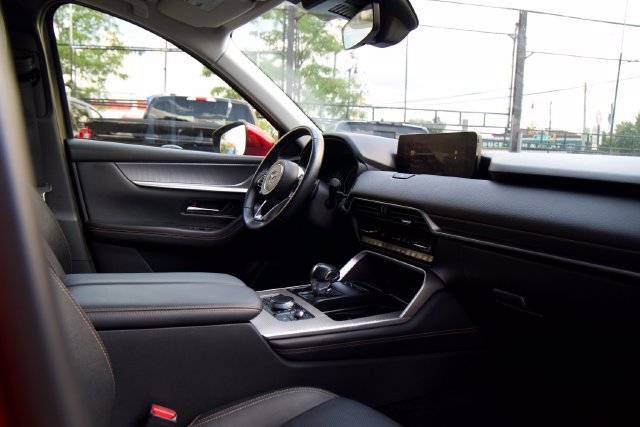 Used 2024 MAZDA CX-90 3.3 Turbo w/ Preferred Plus AWD/4WD image 25