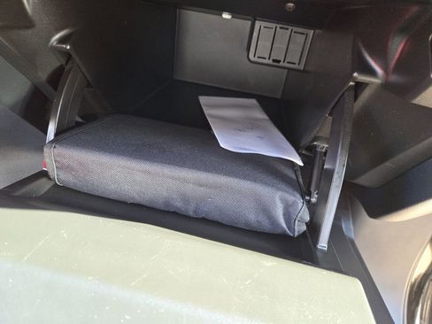 Used 2014 Nissan Juke SL image 24