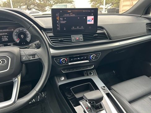 Used 2025 Audi Q5 2.0T Premium image 19