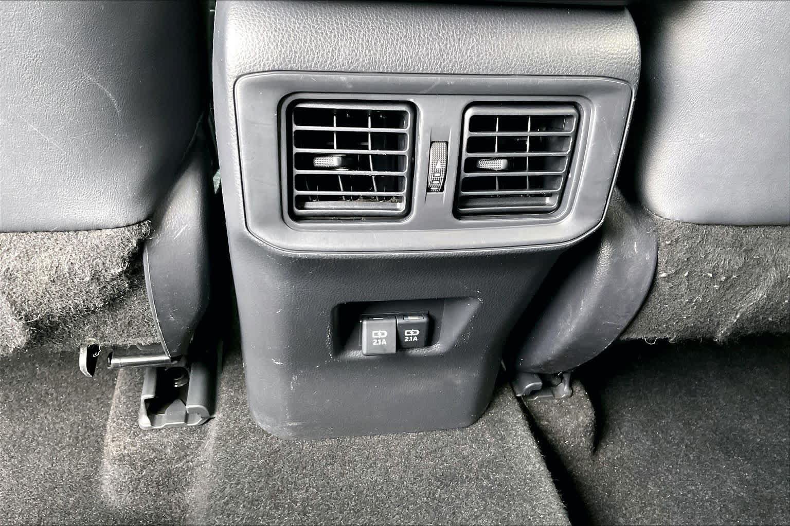 Used 2019 Toyota RAV4 XSE AWD/4WD image 37