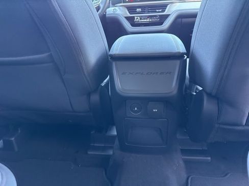 New 2026 Ford Explorer Active AWD/4WD image 33